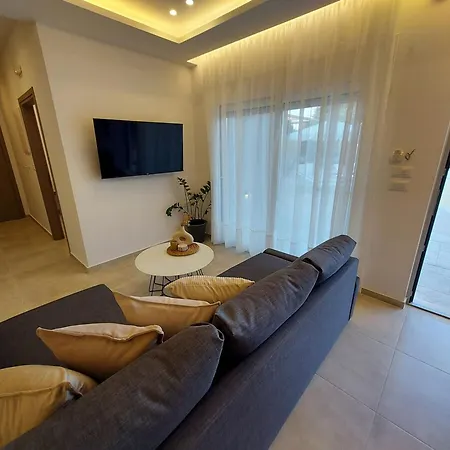 Case de vacanță αngelique Pool Garden Atsipopoulo