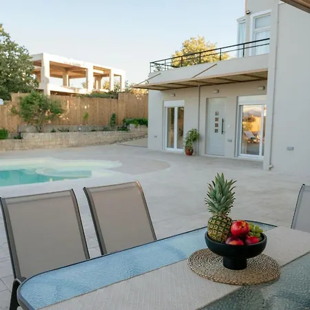 αngelique Pool Garden * 阿迪斯普普伦