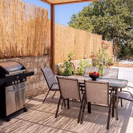 αngelique Pool Garden Atsipopoulo