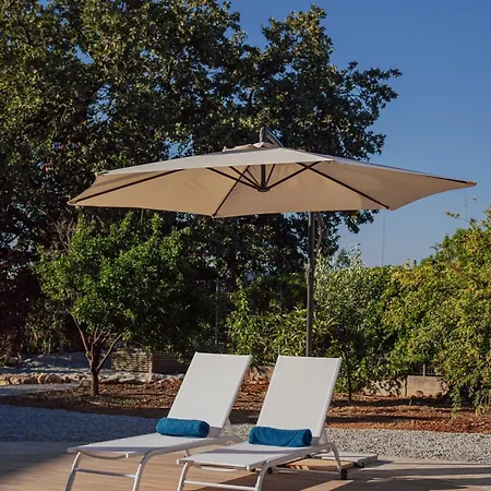 αngelique Pool Garden *