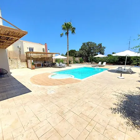 αngelique Pool Garden *